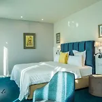 فندق Promenade 5*