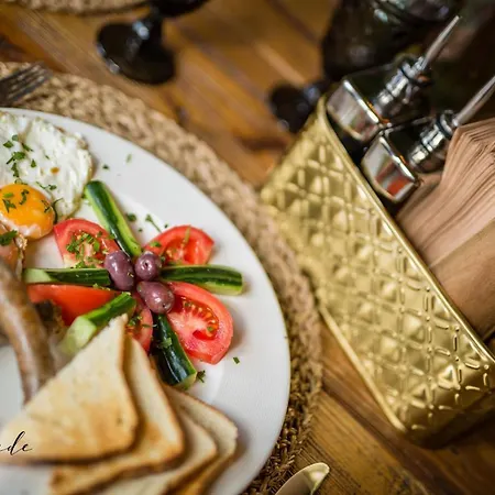 Promenade فندق بورغاس