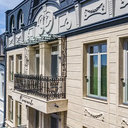 Promenade فندق
