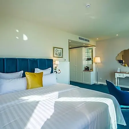 Hotel Promenade 5*