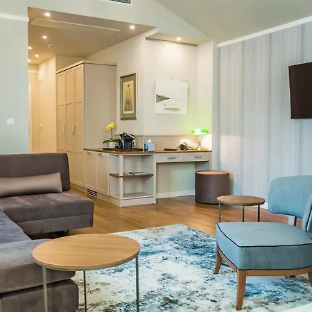 Hotel Promenade Burgas City